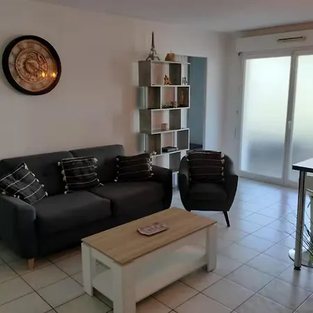 Avec Parking Prive Lägenhet